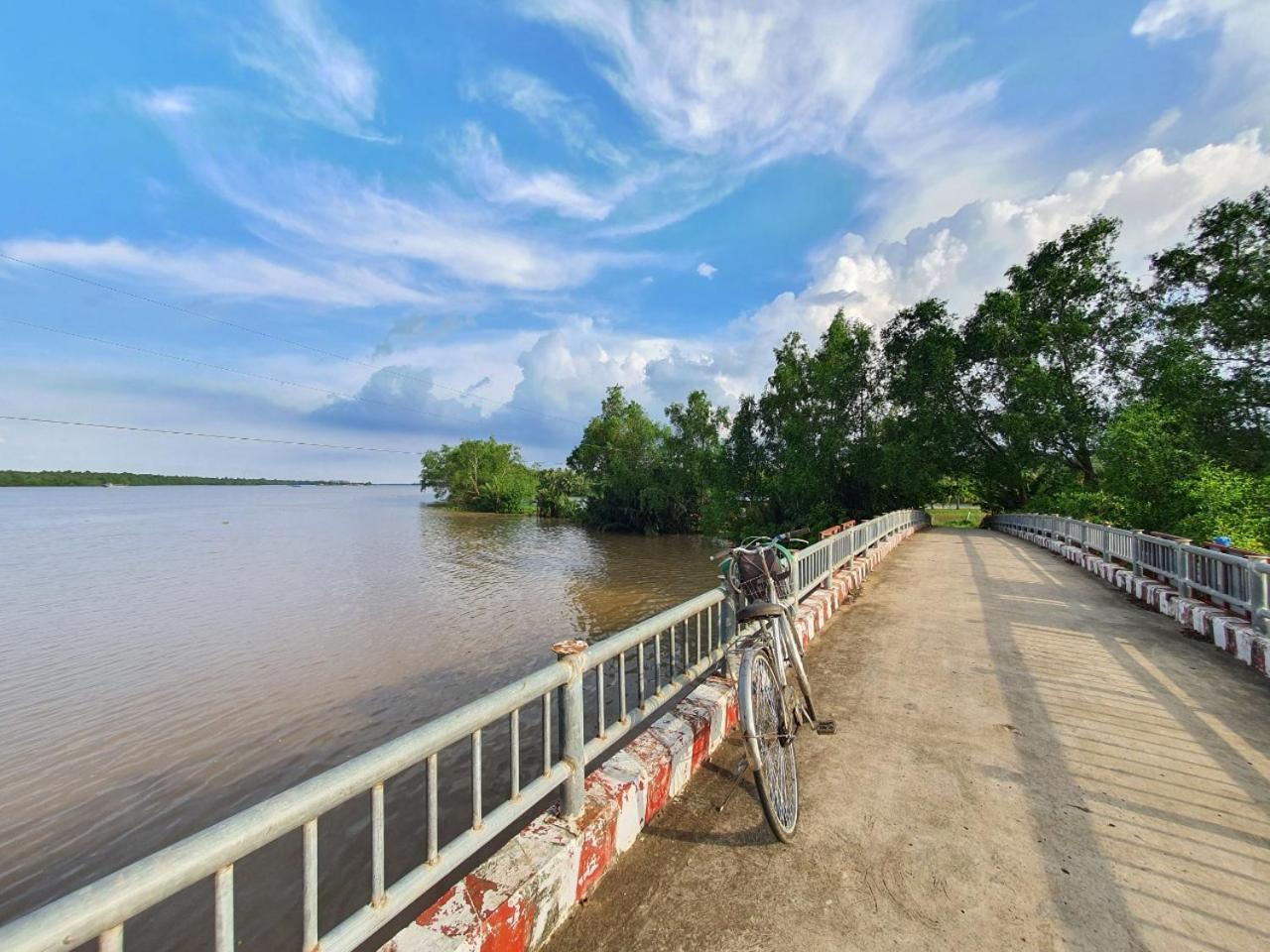 Nam Binh Homestay Ben Tre Exterior photo