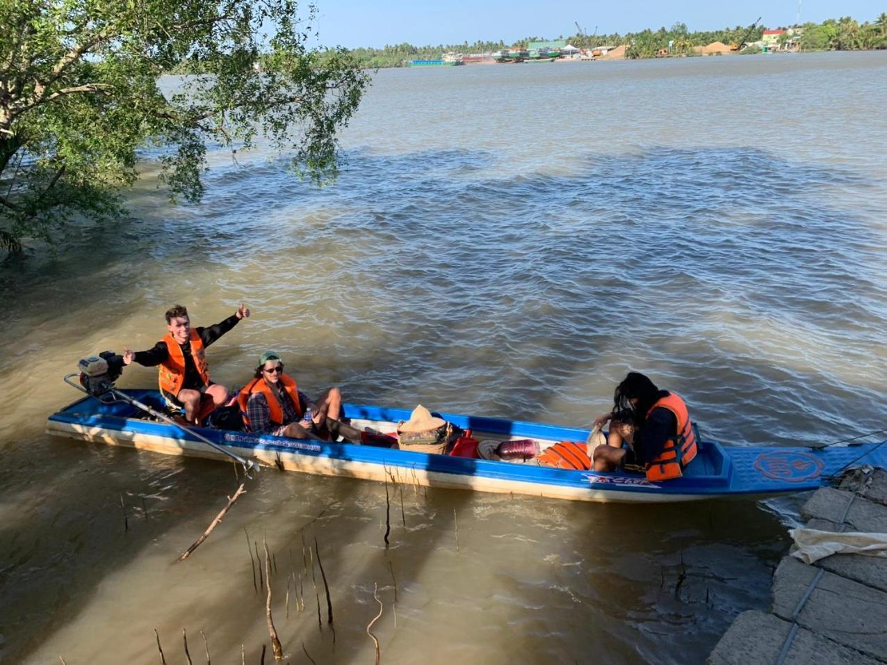 Nam Binh Homestay Ben Tre Exterior photo
