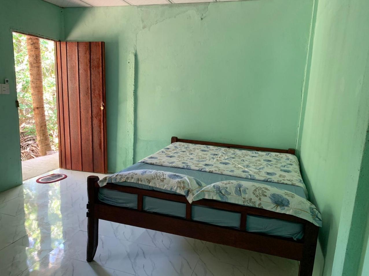 Nam Binh Homestay Ben Tre Exterior photo