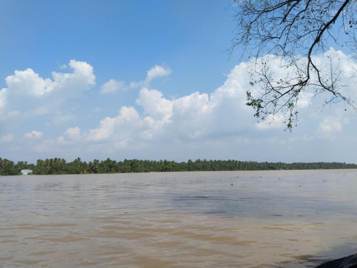 Nam Binh Homestay Ben Tre Exterior photo